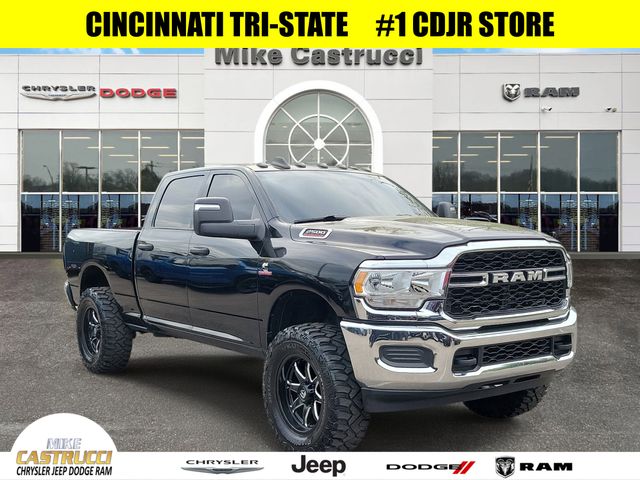 Diamond Black Crystal Pearlcoat 2024 RAM 2500 Tradesman Crew Cab 4WD Pickup Truck Four-Wheel Drive 6-Speed Automatic