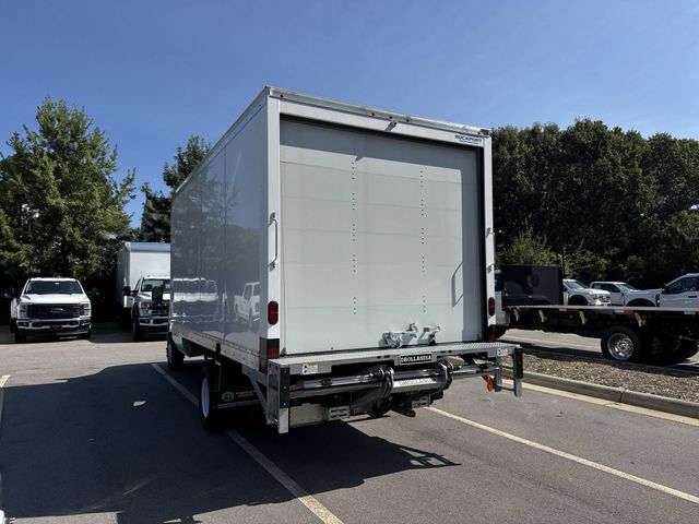 New 2027 White Ford 16FT BOX/LIFTGATE image 6
