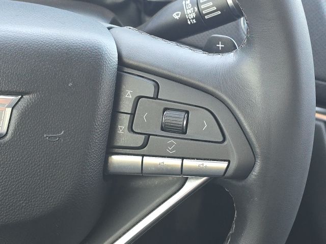 2024 Cadillac XT6 Luxury:C02525