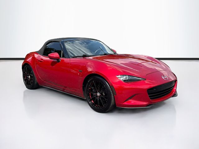 Soul Red Metallic 2016 Mazda MX-5 Miata Convertible Rear-Wheel Drive 6-Speed Automatic