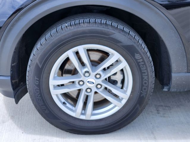 2022 Agate Black Metallic Ford Explorer XLT RWD SUV