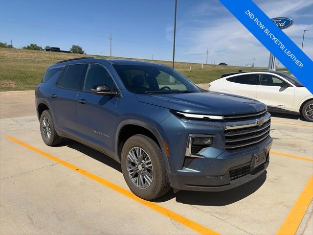 Lakeshore Blue Metallic 2025 Chevrolet Traverse SUV / Crossover Four-Wheel Drive 8-Speed Automatic