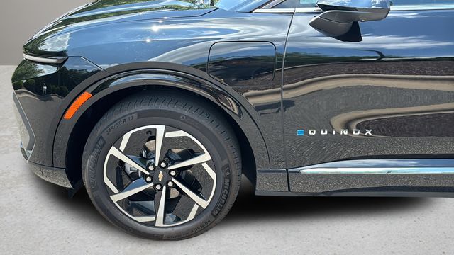 Used 2024 Black Chevrolet LT image 31
