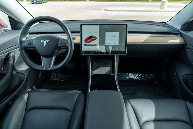 2019 Tesla Model 3 Standard Range Plus 13