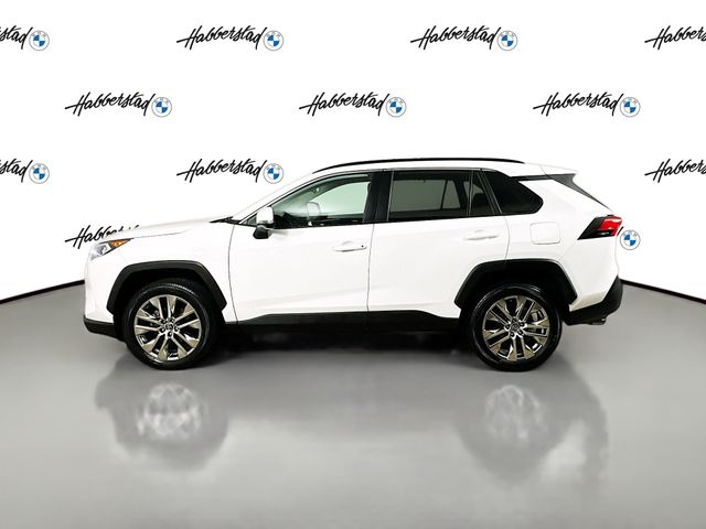 2020 Toyota RAV4 XLE Premium 8