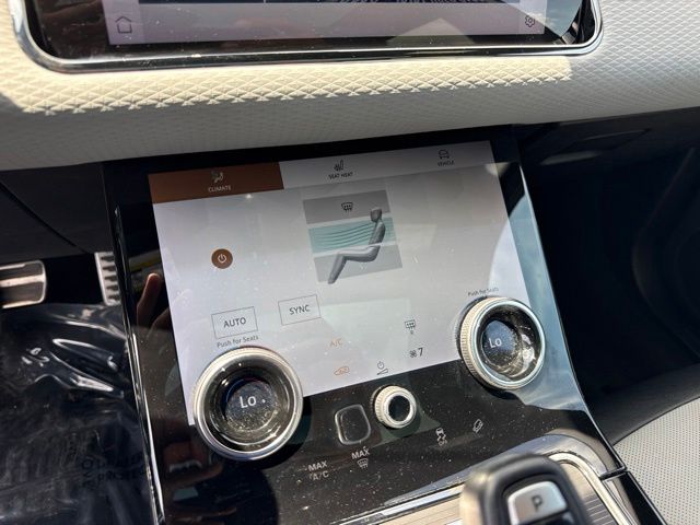 2023 Land Rover Range Rover Evoque - $33,988