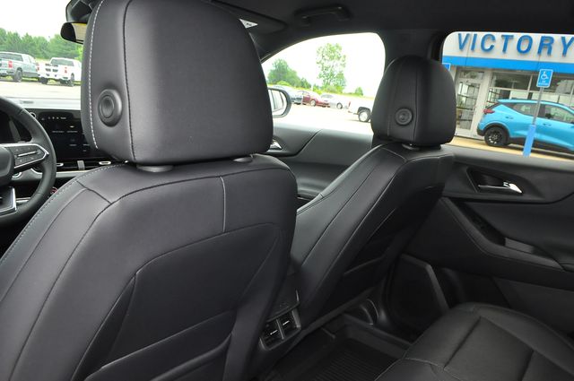 New 2026 Blue Chevrolet LT image 12