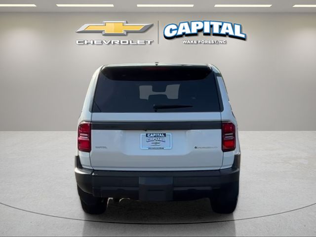 Used 2024 White Toyota 1958 image 4