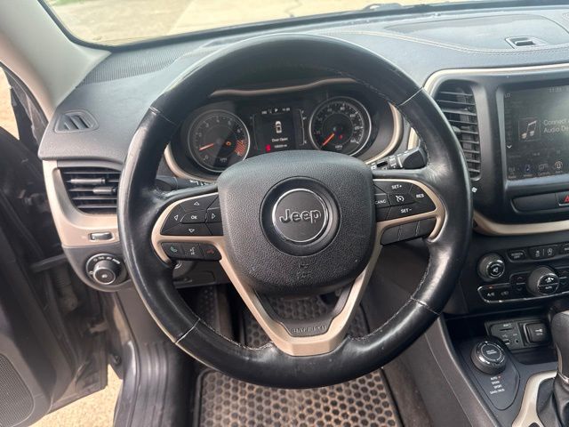 2015 Granite Crystal Metallic Clearcoat Jeep Cherokee Latitude 4X4 SUV