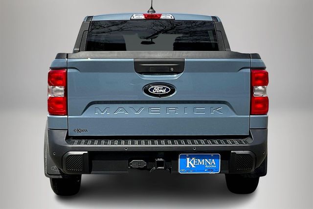 View vehicle photo 4