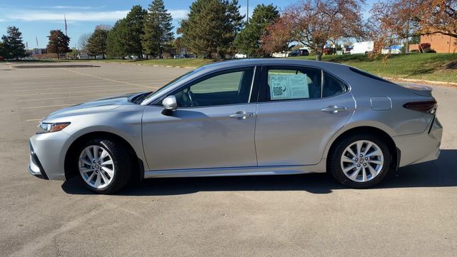 2021 Toyota Camry SE 5