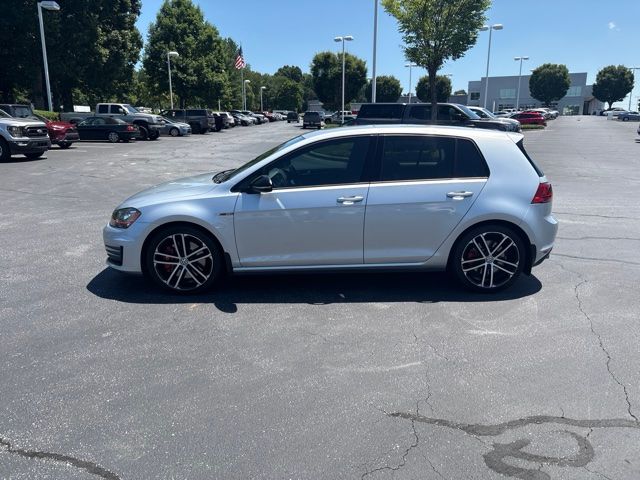 2017 Volkswagen Golf GTI Sport - Photo 2