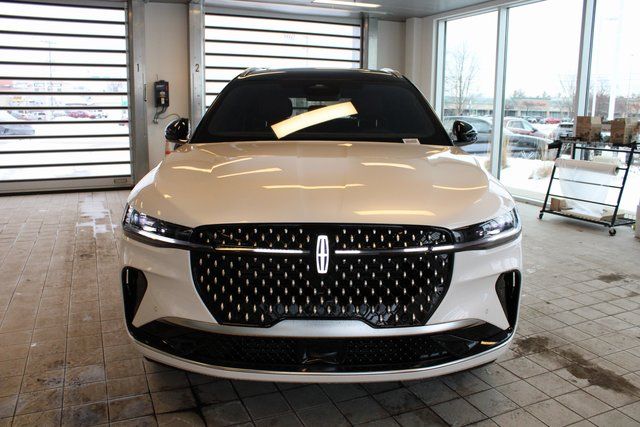 New 2026 White Lincoln Reserve image 26