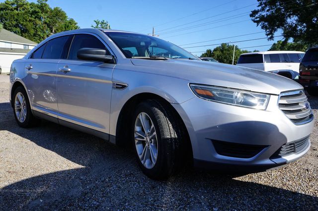 Used 2018 Silver Ford SE image 2
