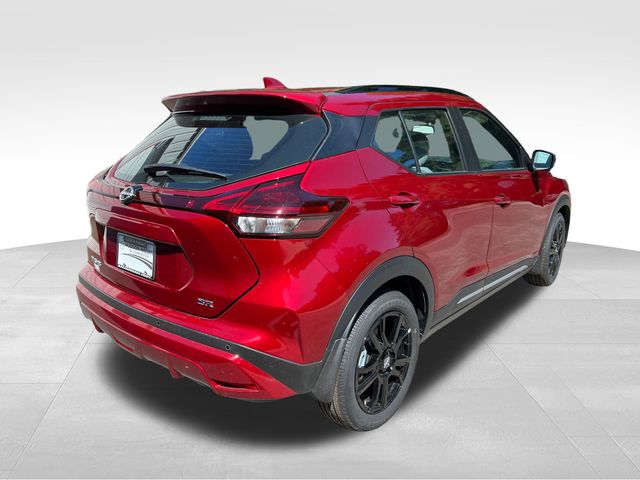 2024 Nissan Kicks SR 10