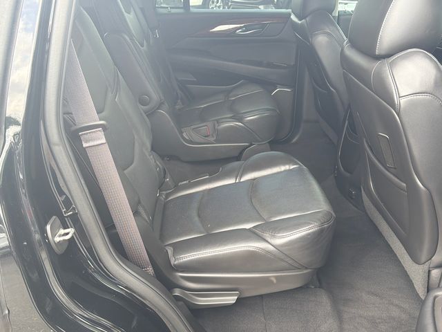 Used 2016 Cadillac Escalade SUV