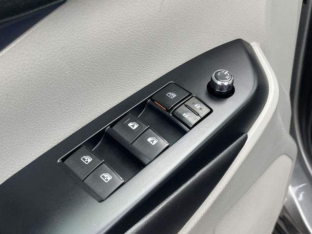 Used 2017 Toyota Highlander SUV