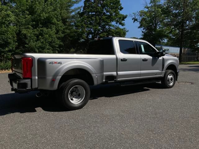 2024 Ford F-350 Super Duty XLT