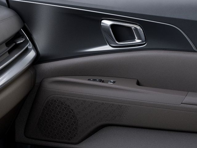 New 2026 Kia Carnival MPV Van