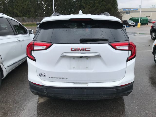 2022 GMC Terrain SLE 8