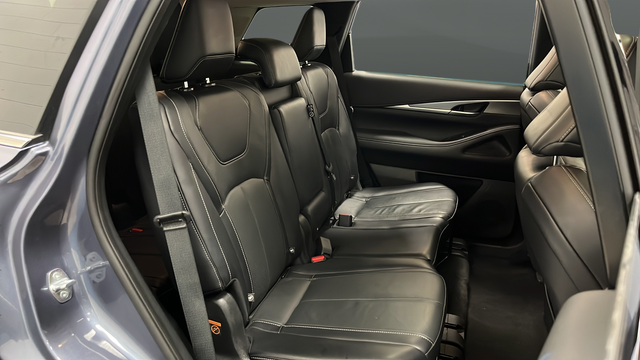 Used 2023 Blue INFINITI LUXE image 24