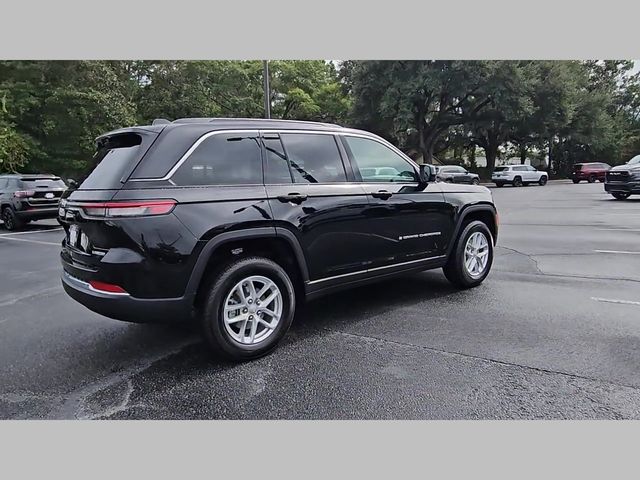 2025 Jeep Grand Cherokee Laredo X 4x4