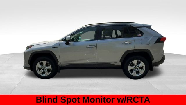 2020 Toyota RAV4 Hybrid LE photo