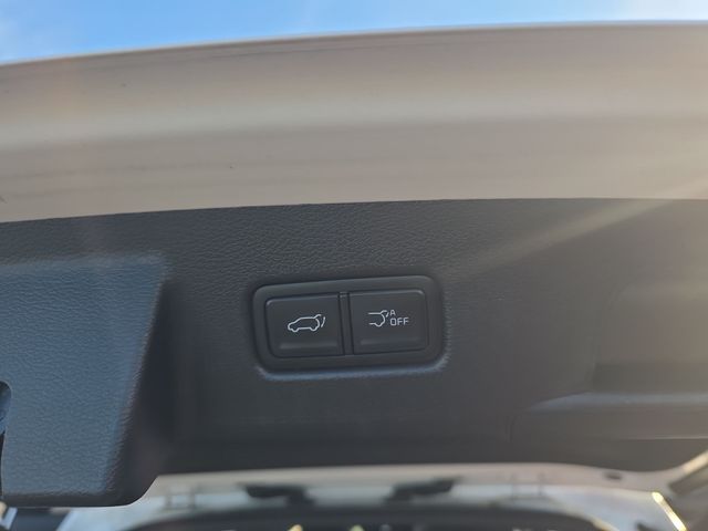 Used 2024 White Kia SX X-Line image 15