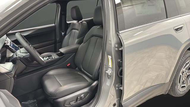 New 2026 Sting-Gray Clearcoat Jeep Limited image 9