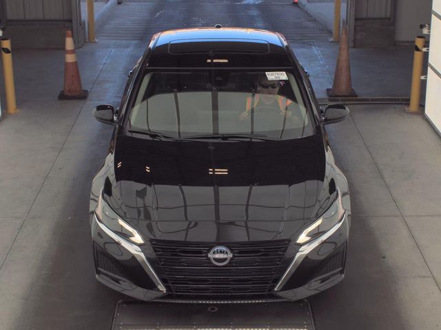 Used 2025 Nissan Altima Sedan