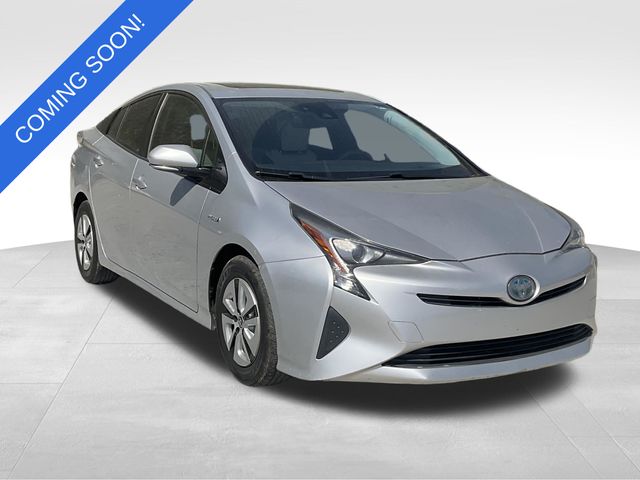 White 2016 Toyota Prius Four FWD Hatchback Front-Wheel Drive Continuously Variable Transmission