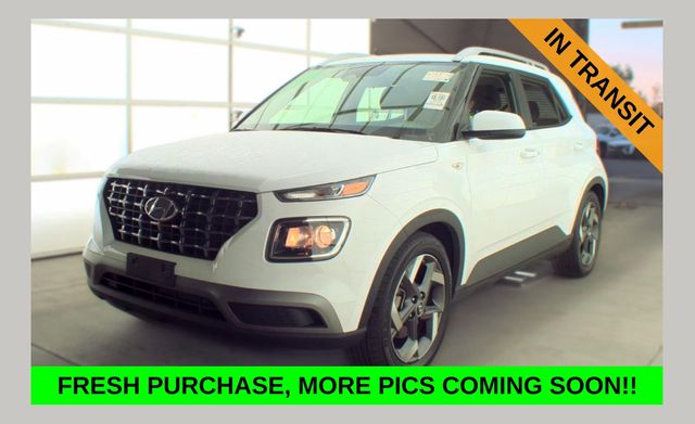 Lunar 2025 Hyundai Venue SUV / Crossover Front-Wheel Drive Continuously Variable Transmission