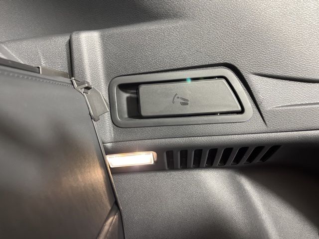 2025 Everest White Pearl Tricoat Nissan Murano Platinum AWD SUV