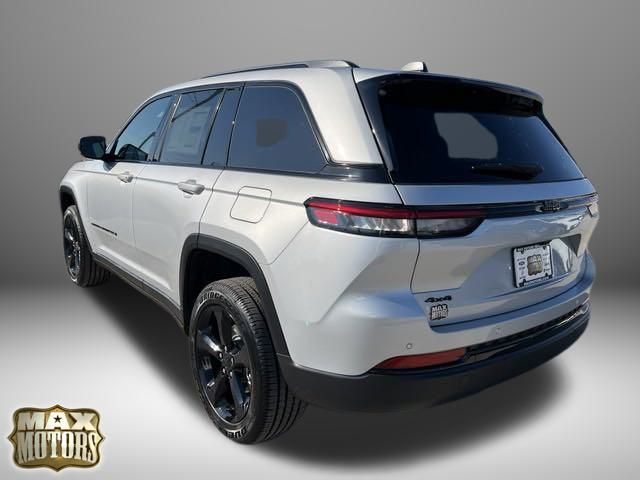 2025 Jeep Grand Cherokee Altitude 6