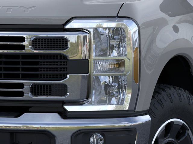 New 2026 Avalanche Ford F-250® XLT image 18