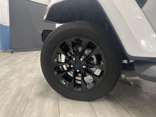 2022 Jeep Wrangler Unlimited Sahara 4xe photo
