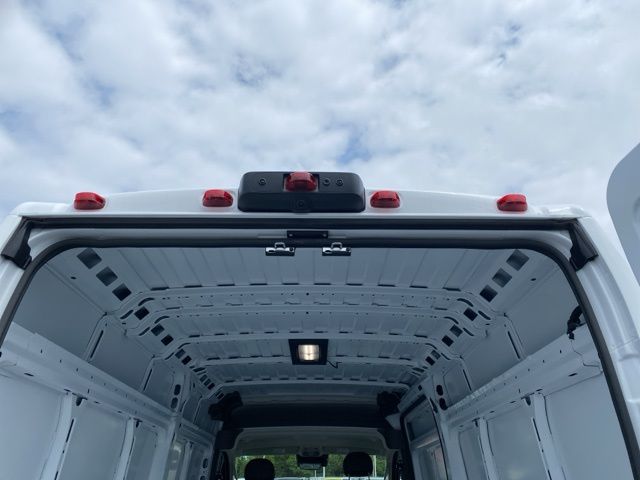 2024 Ram ProMaster 2500 High Roof 34