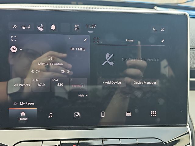 Used 2022 Blue Jeep Limited image 15
