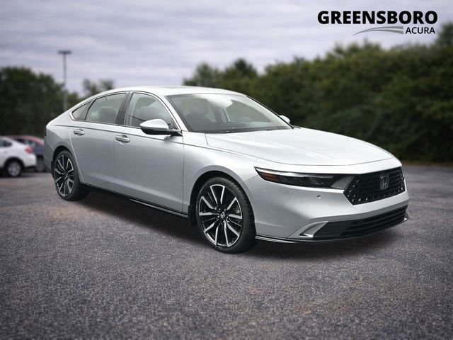 Platinum White Pearl 2025 Honda Accord Hybrid Sedan Front-Wheel Drive Continuously Variable Transmission