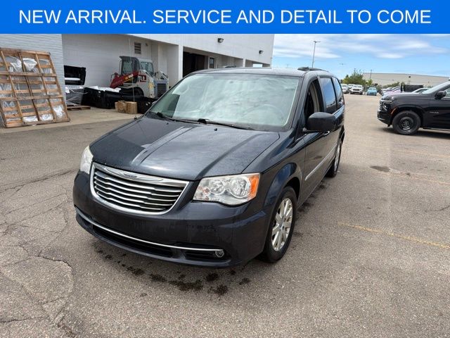 Gray (Steel Metallic) 2014 Chrysler Town & Country Minivan Front-Wheel Drive 6-Speed Automatic