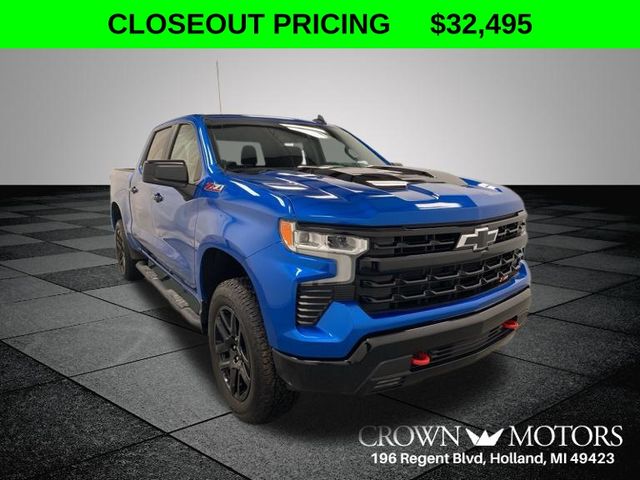 Glacier Blue Metallic 2023 Chevrolet Silverado 1500 LT Trail Boss Crew Cab 4WD Pickup Truck Four-Wheel Drive Automatic