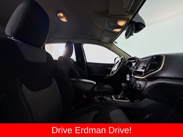 Used 2018 Jeep Cherokee SUV