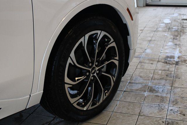 New 2026 White Lincoln Reserve image 31