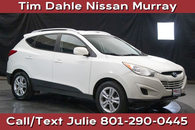 Cotton White 2010 Hyundai Tucson GLS AWD SUV / Crossover All-Wheel Drive 6-Speed Automatic Overdrive