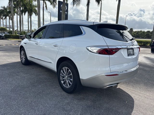 2022 Buick Enclave Essence 11