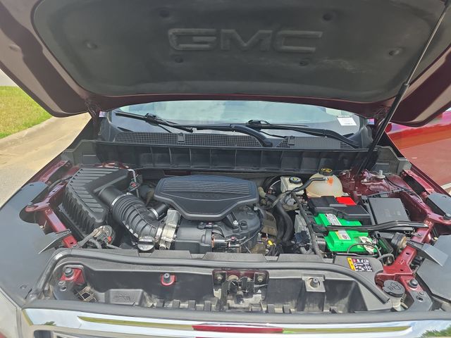 Used 2018 Crimson Red Tintcoat GMC Denali image 33