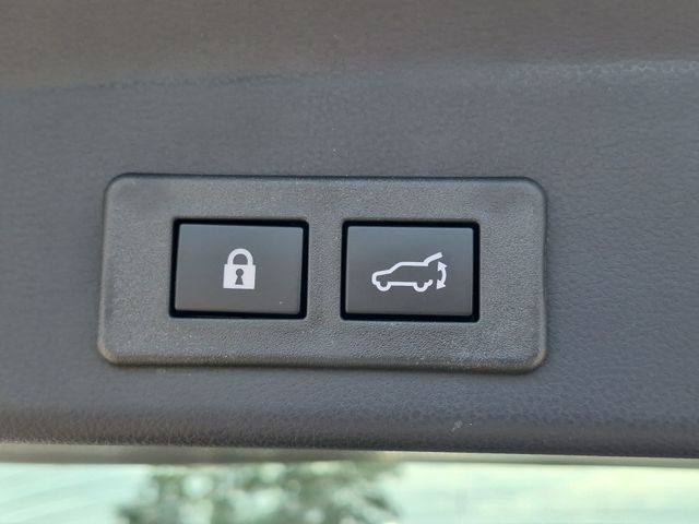 Used 2026 White Subaru Premium image 35