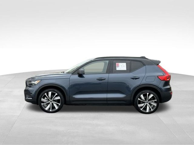 2022 Volvo XC40 Recharge Pure Electric P8 Plus 2