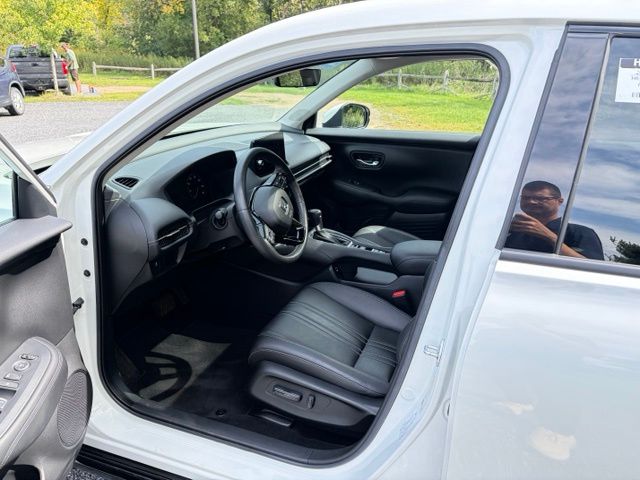 Used 2024 Honda HR-V SUV