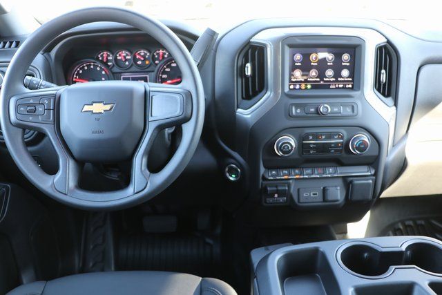 2025 Chevrolet Silverado 1500 WT 3